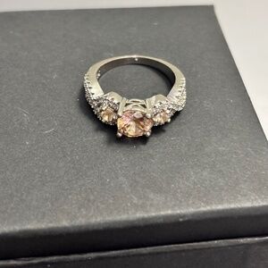 925 SIlver ring 3 stones size 7